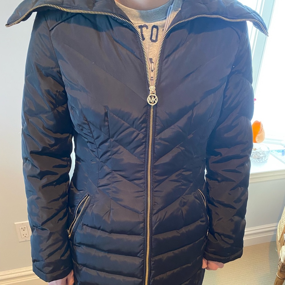 Michael Kors black 3/4 length chevron puffer jacket with wide collar